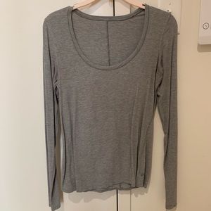 Lululemon long sleeved scoop neck yogini tee